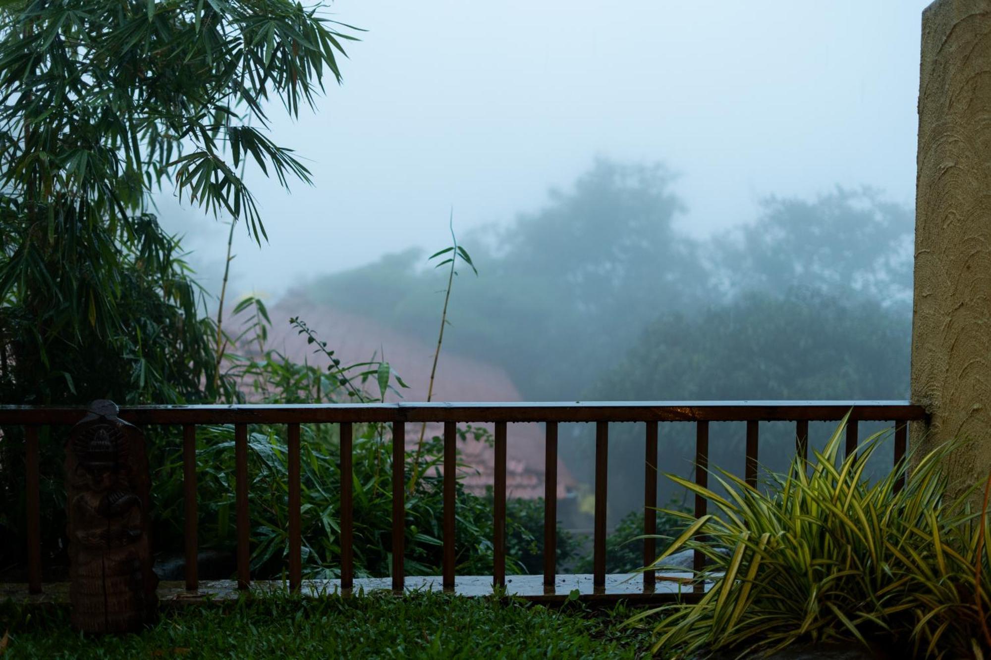 Nisarg Resort Kolhapur Buitenkant foto